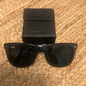 Ray Ban Wayfarer Folding Sunglasses